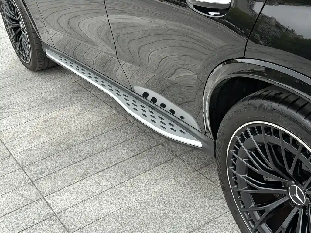 Mercedes-Benz GLC AMG 2026 AMG GLC 43 4MATIC купить на сайте DeffCars