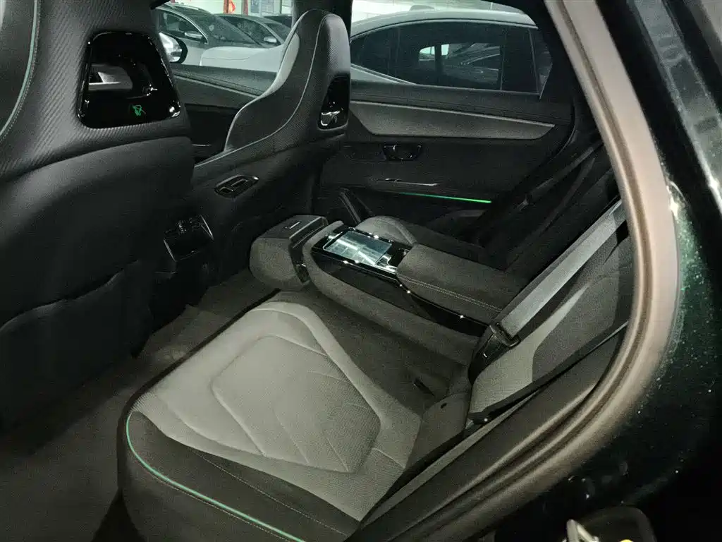 Han 2022 EV 610KM four-wheel drive Qianshancui Limited Edition купить на сайте DeffCars