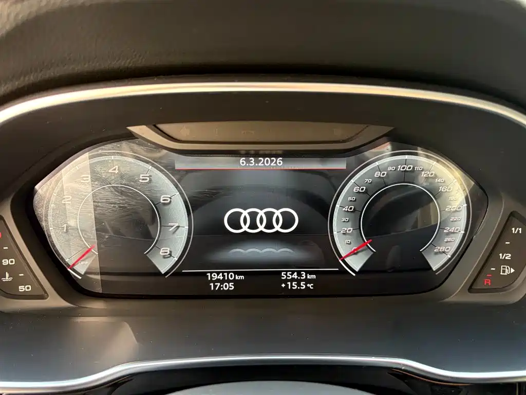 Audi Q3 2023 40 TFSI Fashionable and Dynamic купить на сайте DeffCars