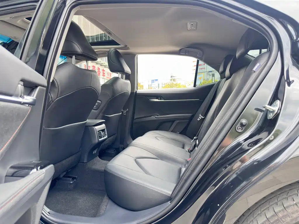 Camry 2021 2.0G Deluxe Edition купить на сайте DeffCars