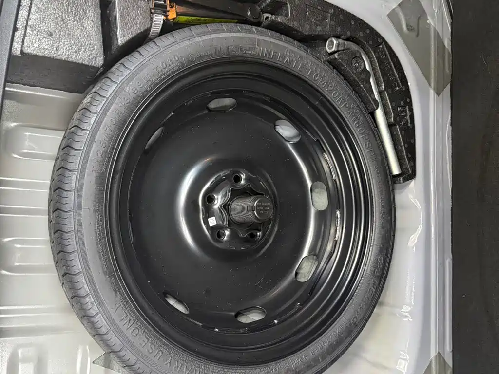 JETTA VS7 2023 280TSI automatic high-gloss version купить на сайте DeffCars