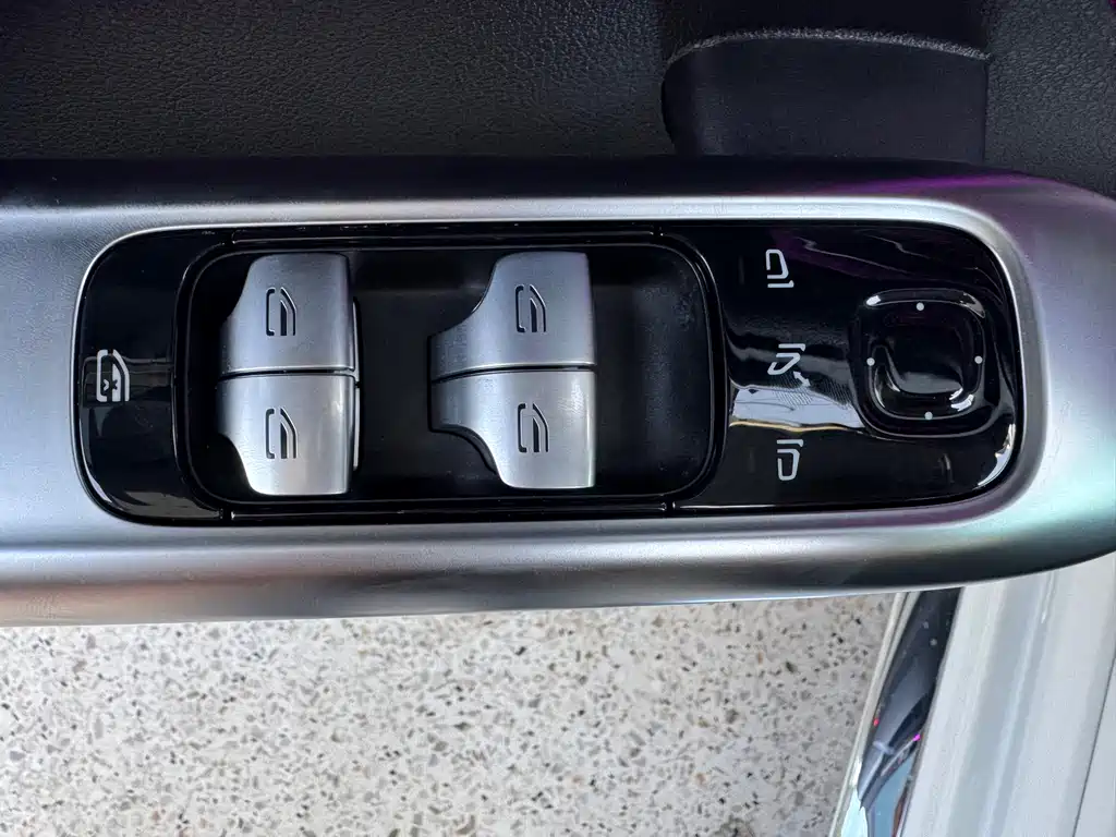 Mercedes-Benz C-Class 2024 C 260 L Sports Edition купить на сайте DeffCars