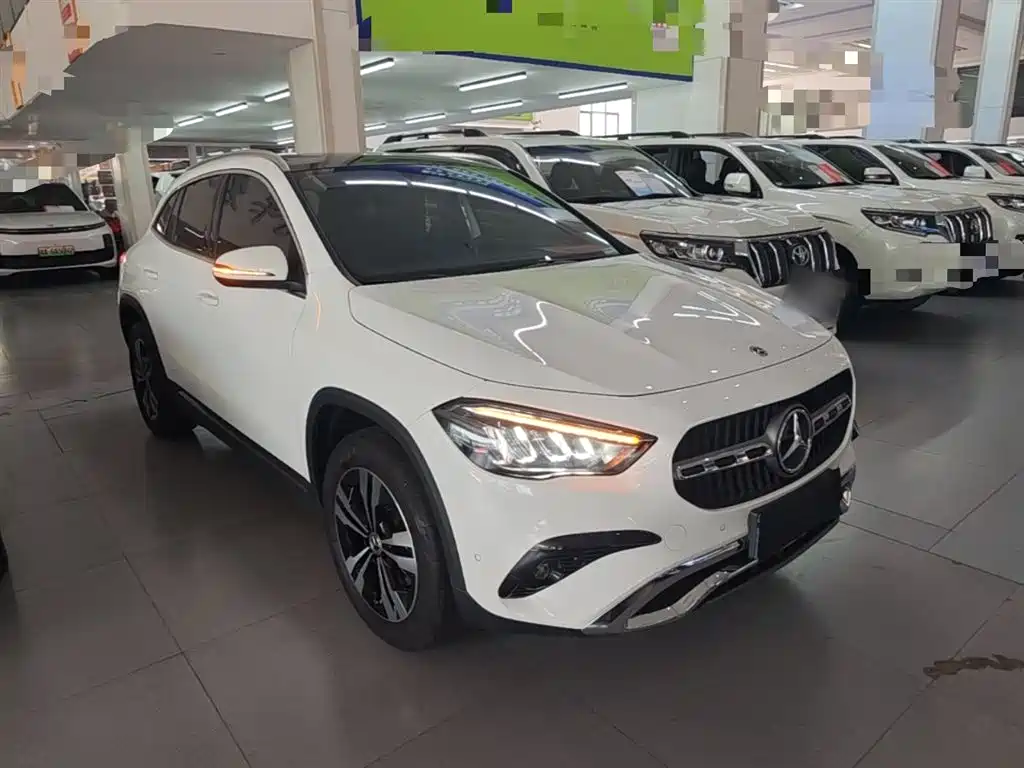 Mercedes-Benz GLA 2025 GLA 200 купить на сайте DeffCars