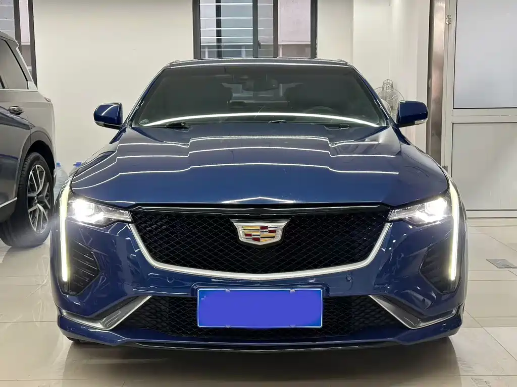 Cadillac CT4 2020 28T Fashion Model купить на сайте DeffCars