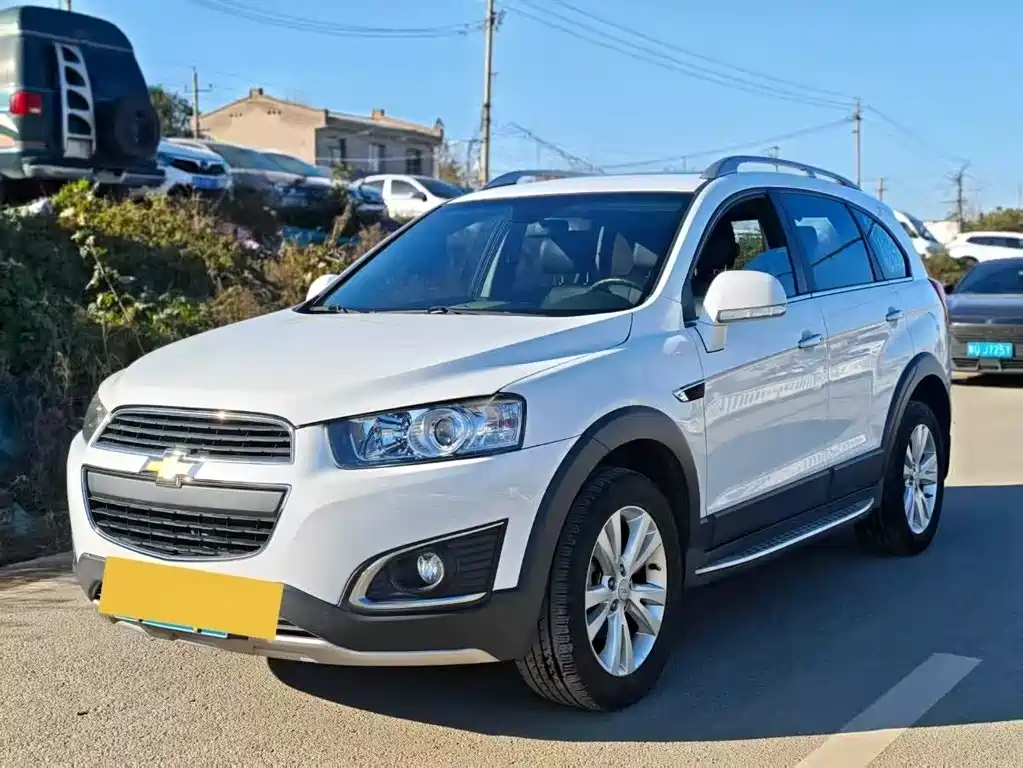 Captiva 2017 2.4L two-wheel drive luxury version 7 seats купить на сайте DeffCars