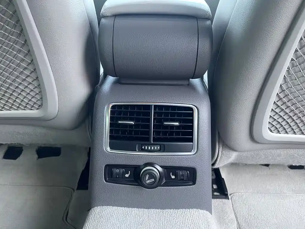 Audi A6L 2010 2.4L luxury model купить на сайте DeffCars