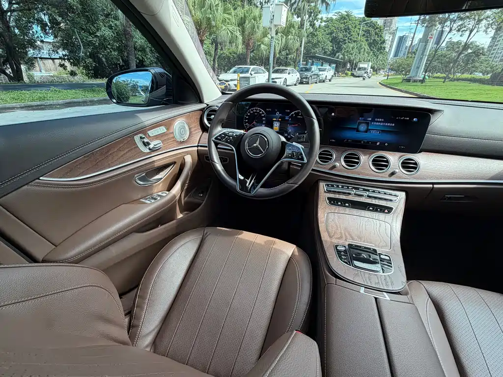Mercedes-Benz E-Class 2021 E 300 L Luxury Model купить на сайте DeffCars