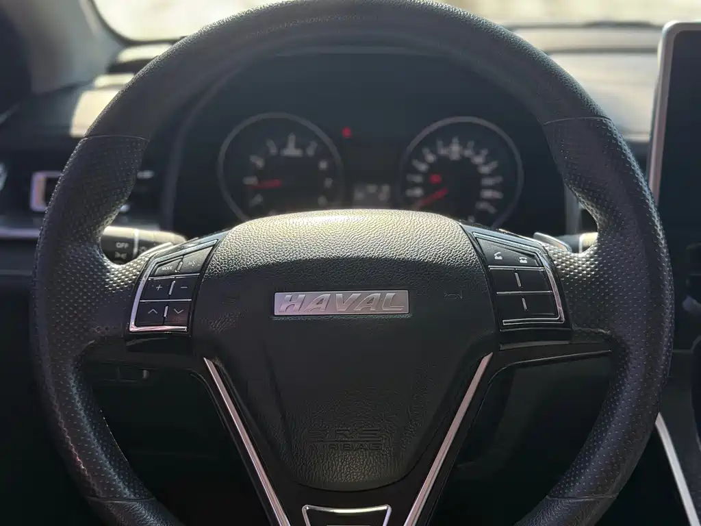 Haval M6 2021 PLUS 1.5T DCT Elite Intelligent Connected Model купить на сайте DeffCars