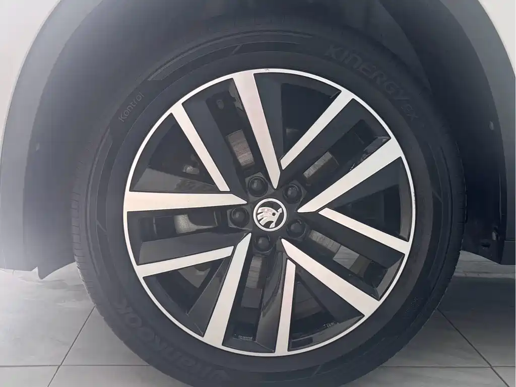 Kamiq 2021 1.5L automatic comfort version купить на сайте DeffCars