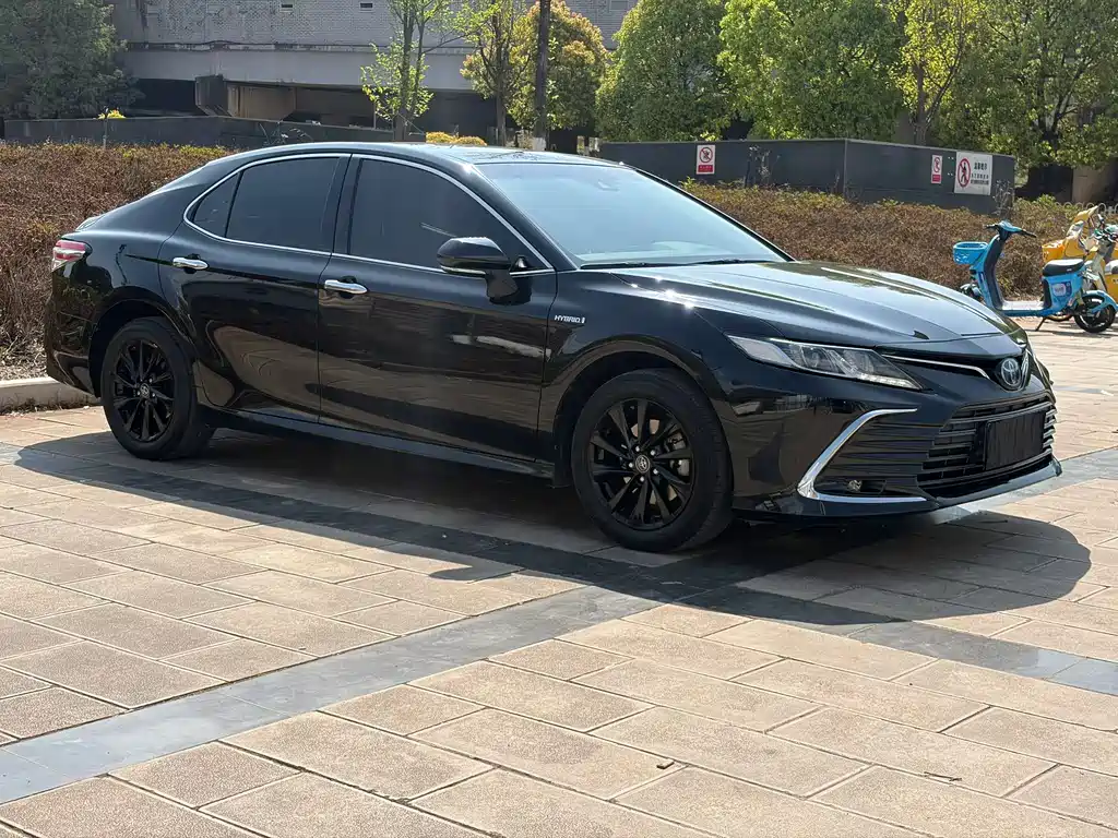 Camry 2021 Dual Engine 2.5HGVP Leading Edition купить на сайте DeffCars