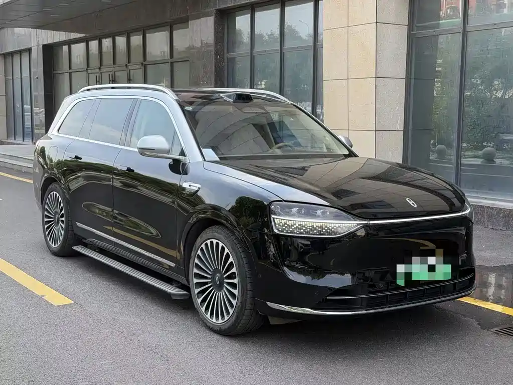 Wenjie M9 2025 extended range Ultra version 52kWh 6-seat version 192-line lidar) купить на сайте DeffCars