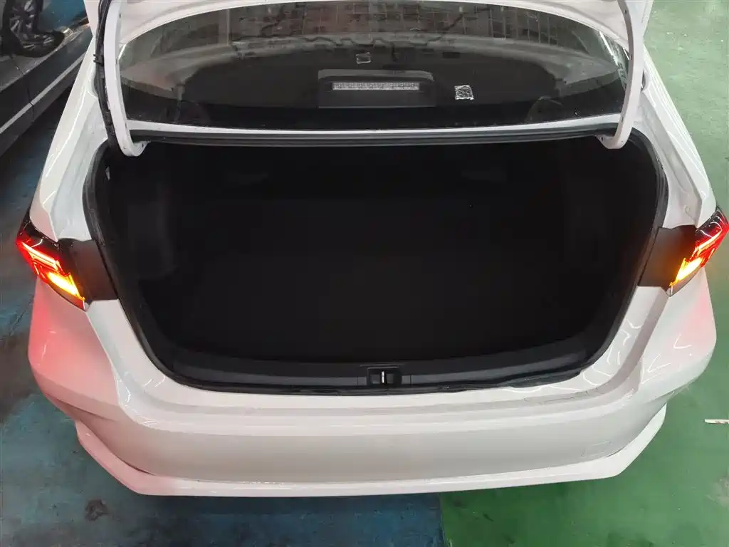 Corolla 2021 Dual Engine 1.8L E-CVT Elite Edition купить на сайте DeffCars