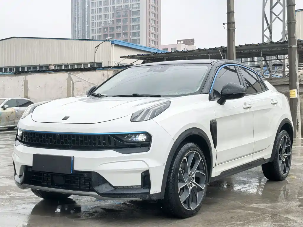Lynk & Co 05 2020 2.0TD 2WD Yao Plus купить на сайте DeffCars