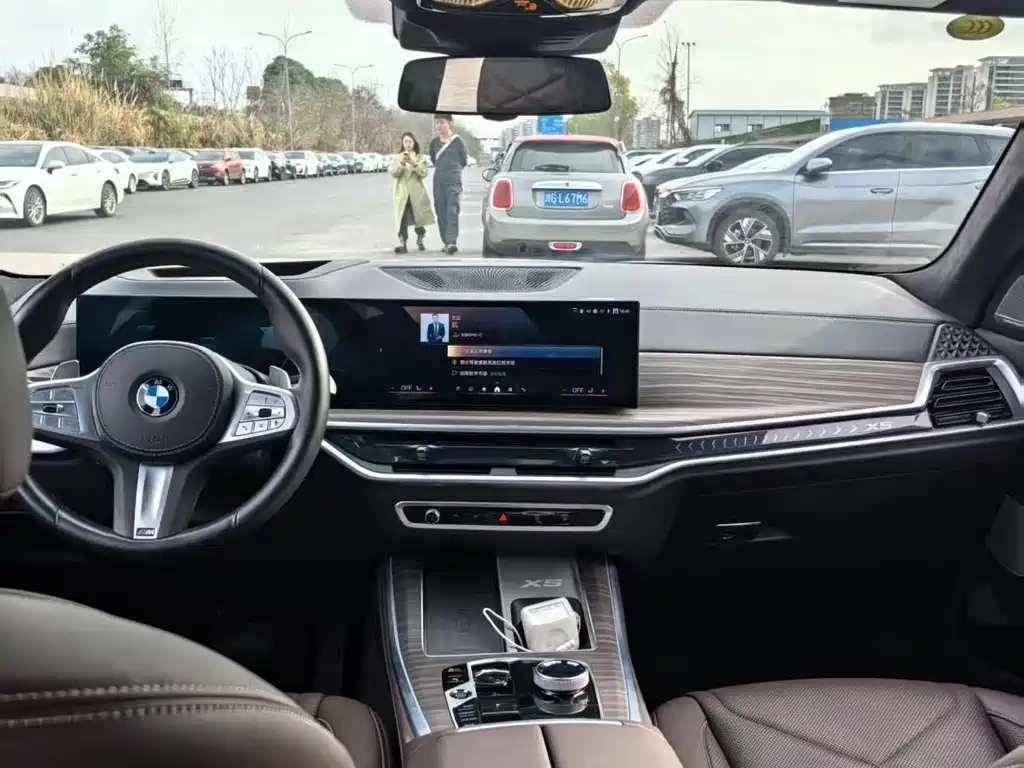 BMW X5 2023 xDrive 40Li M Sports Night Package купить на сайте DeffCars