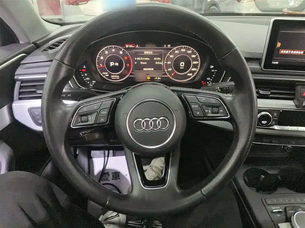 Audi A4L 2018 30th Anniversary Model 40 TFSI Fashion Model купить на сайте DeffCars