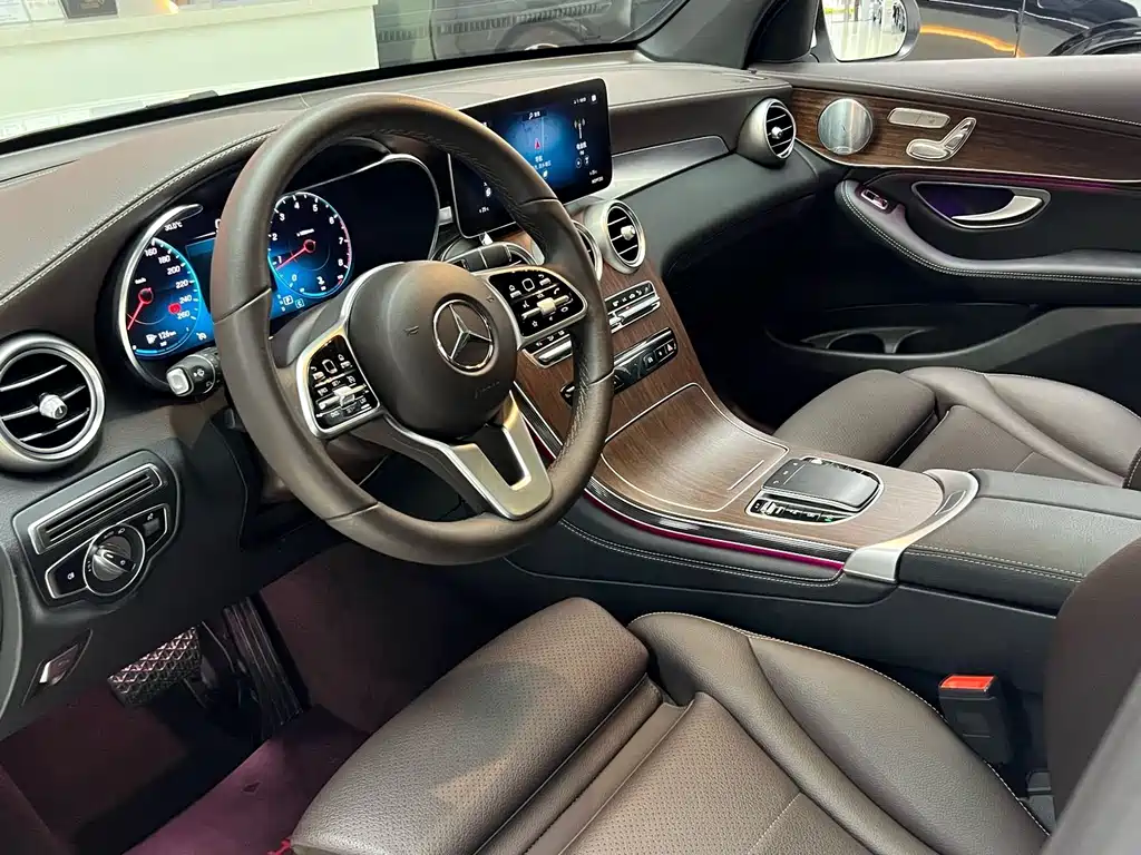 Mercedes-Benz GLC 2020 facelift GLC 300 L 4MATIC luxury model купить на сайте DeffCars