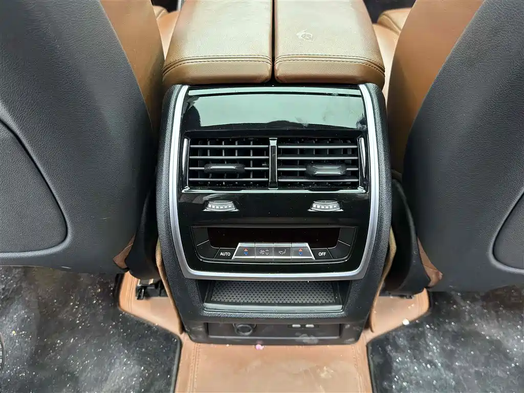BMW X7 2021 xDrive40i Exclusive M Sports Package купить на сайте DeffCars