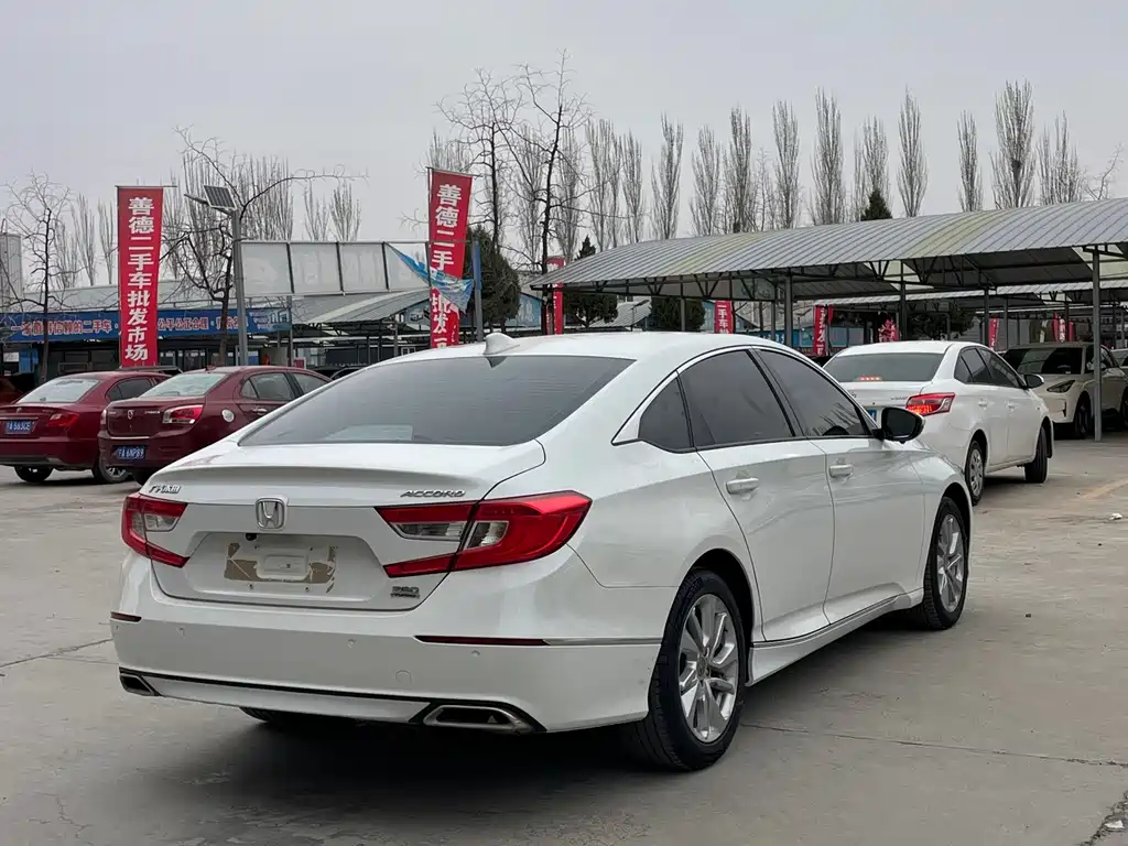 Accord 2018 260TURBO Deluxe Edition National V купить на сайте DeffCars