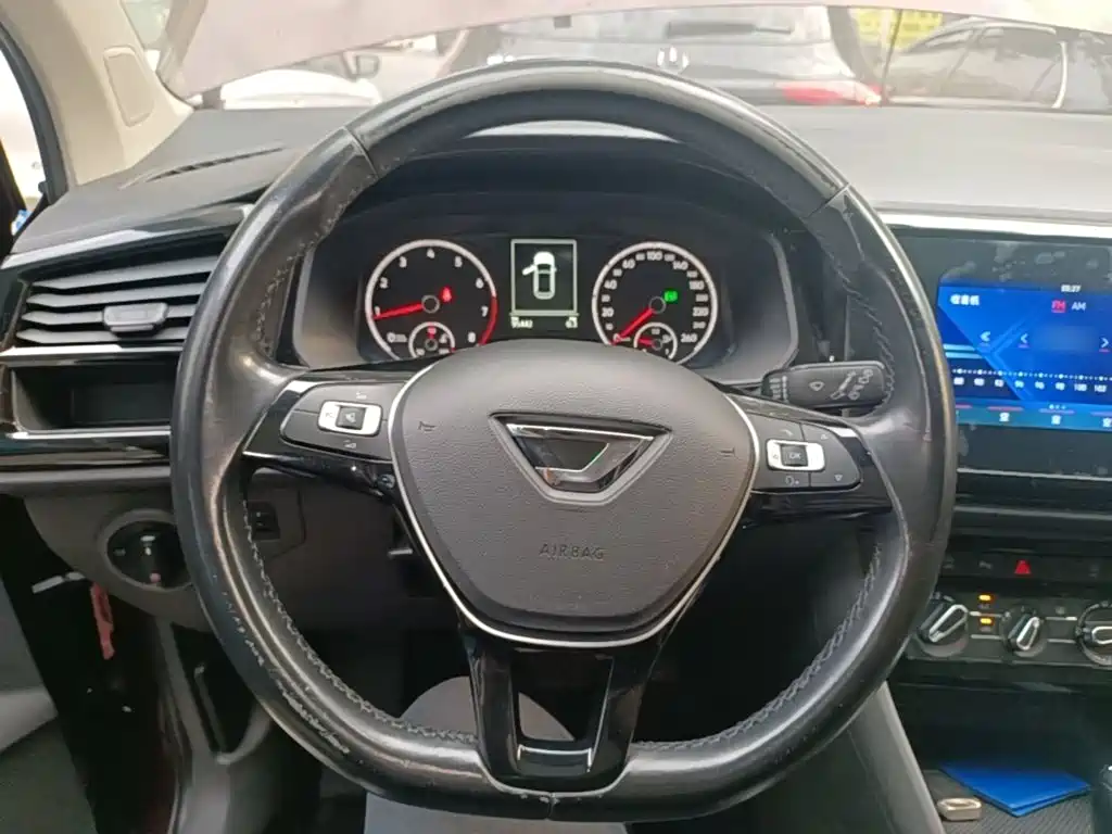 Jetta VS7 2020 1.4T automatic aggressive model купить на сайте DeffCars