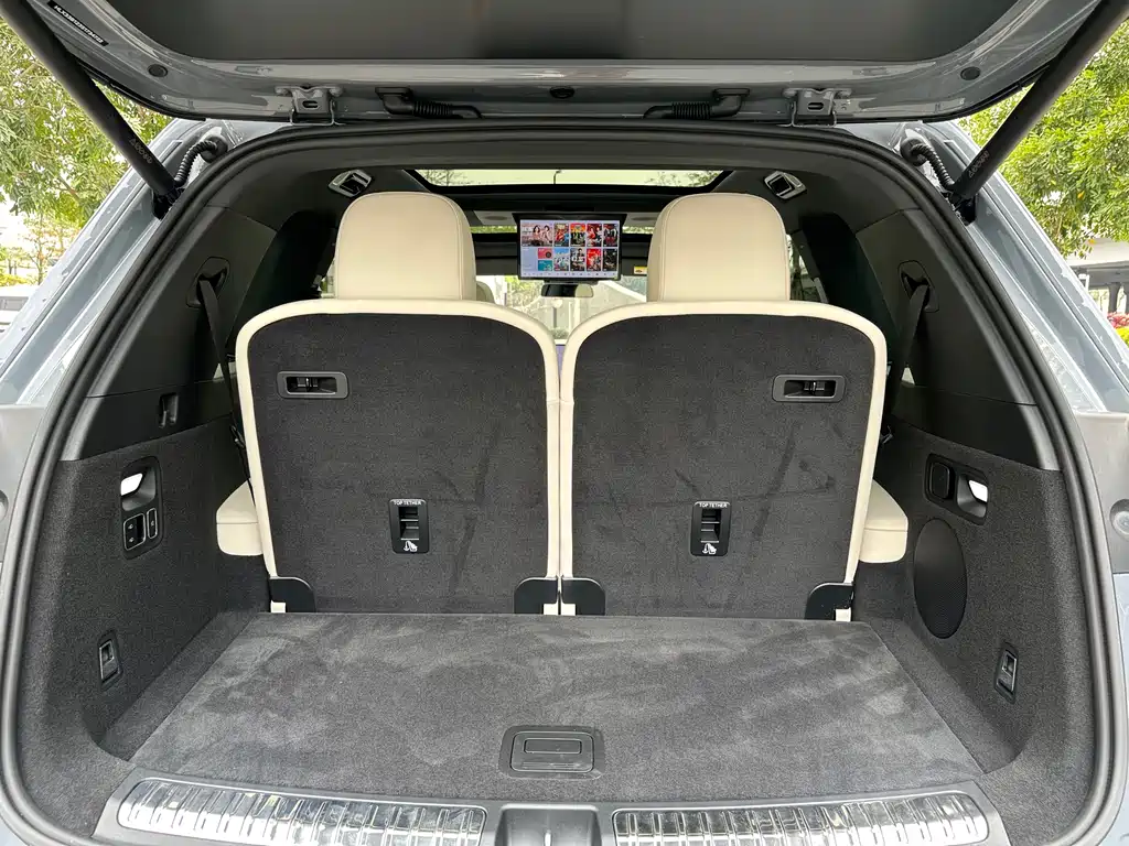 Ideal L8 2025 Ultra smart refresh version купить на сайте DeffCars