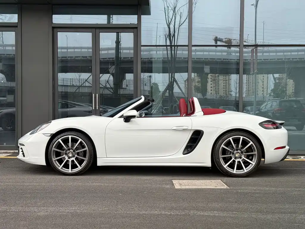 Porsche 718 2022 Boxster 2.0T купить на сайте DeffCars