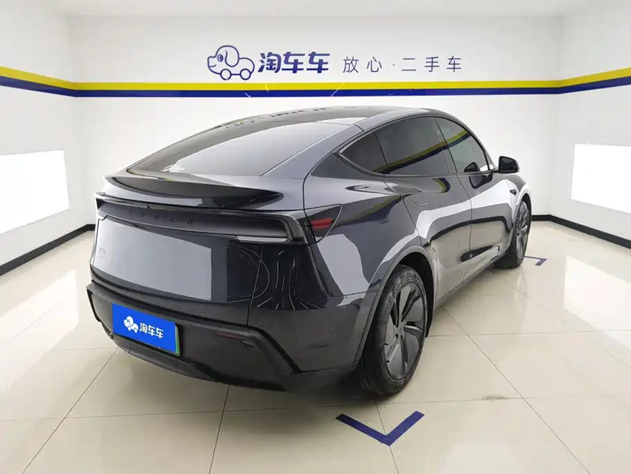 Model Y 2025 rear-wheel drive version купить на сайте DeffCars