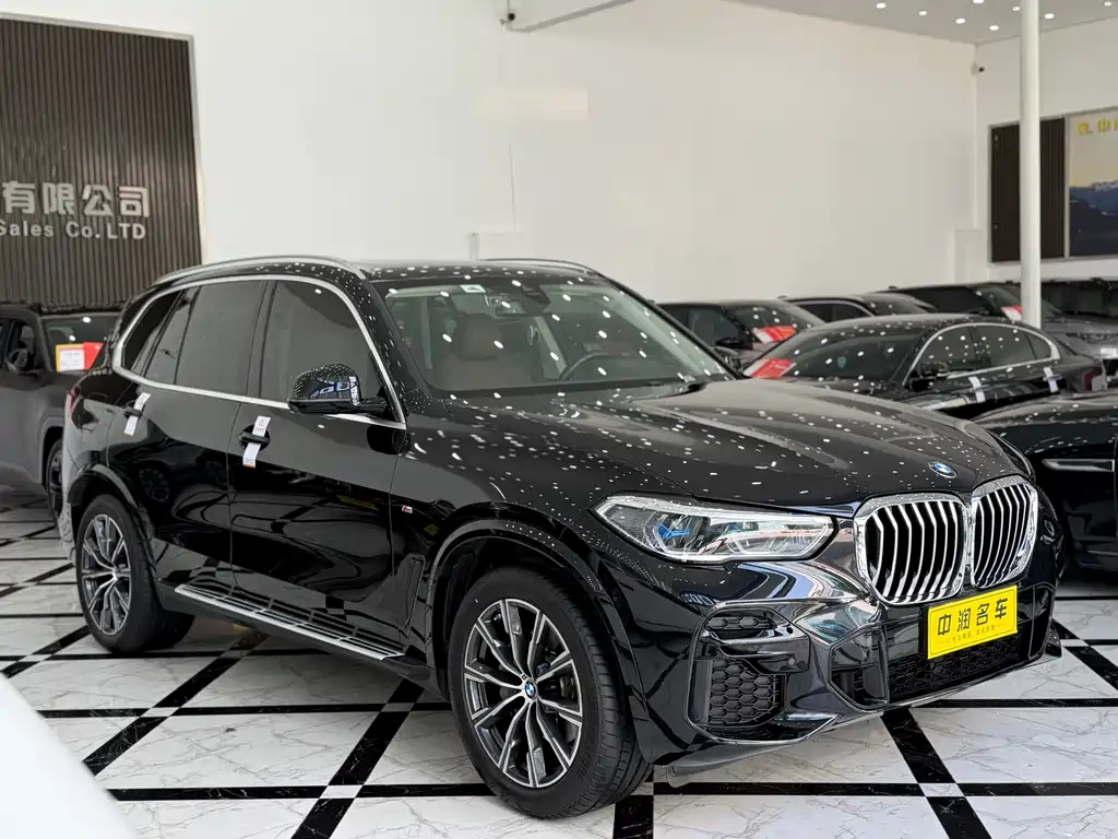 BMW X5 2022 xDrive 40Li M Sports Package купить на сайте DeffCars