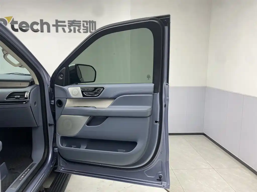 Navigator 2020 3.5T President Series купить на сайте DeffCars