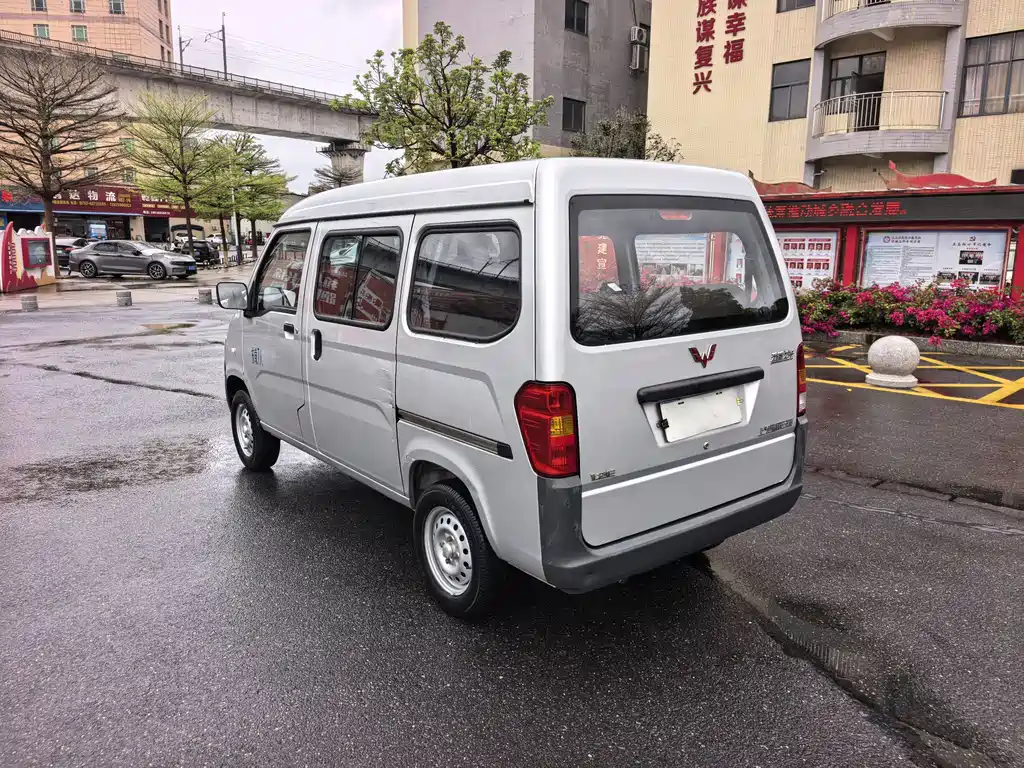 Wuling Zhiguang 2020 1.2L Practical National VI LSI купить на сайте DeffCars