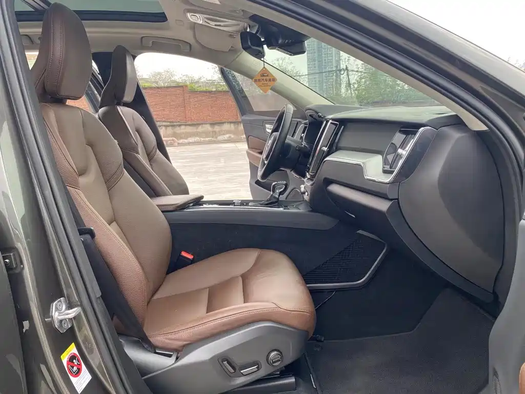 Volvo XC60 2019 T5 Four-wheel Drive Smart Edition National VI купить на сайте DeffCars