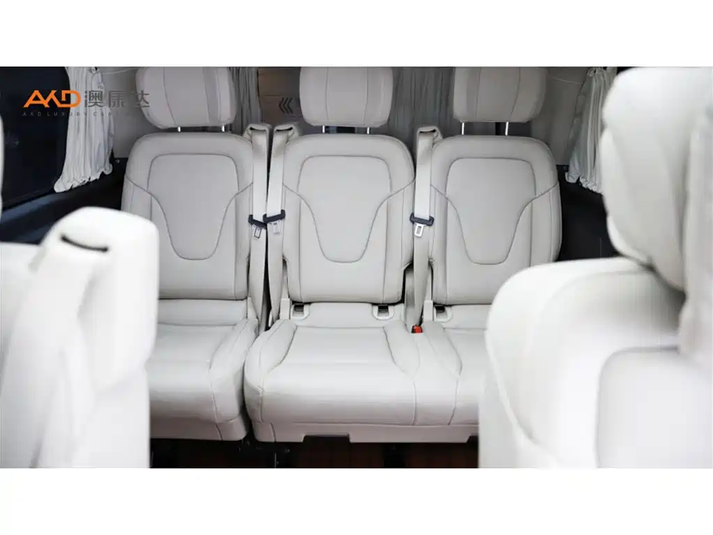 Mercedes-Benz V260L/2.0T/22 models/long wheelbase luxury version купить на сайте DeffCars