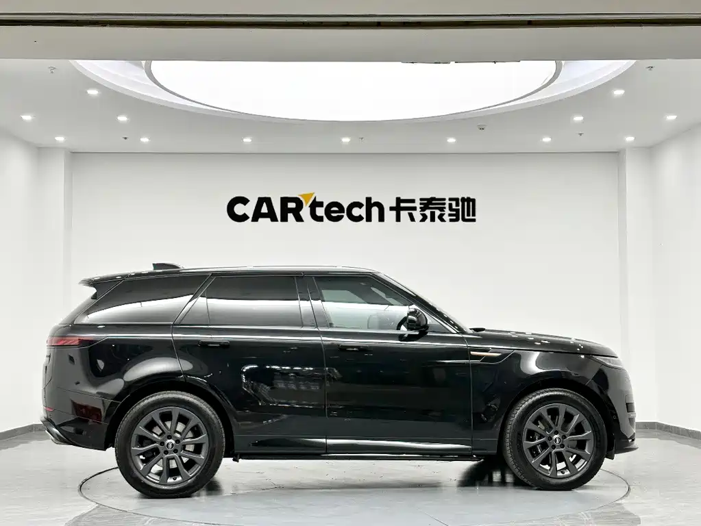 Range Rover Sport 2024 400PS Dynamic SE купить на сайте DeffCars