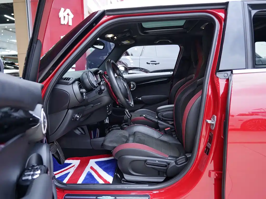 MINI 2019 2.0T COOPER S Racing Driver Five-Door Edition купить на сайте DeffCars