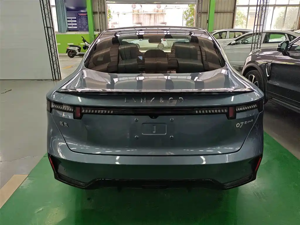 Lynk & Co 07 EM-P 2024 EM-P 126 long battery life Halo купить на сайте DeffCars