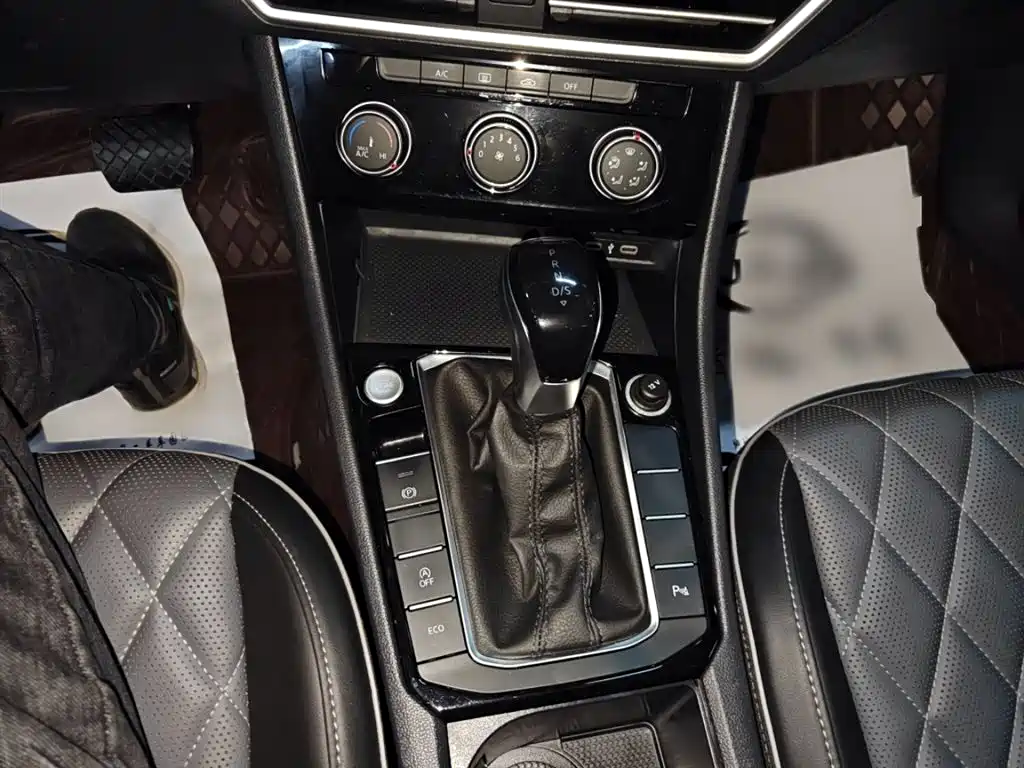 Sagitar 2023 300TSI DSG Super Edition купить на сайте DeffCars