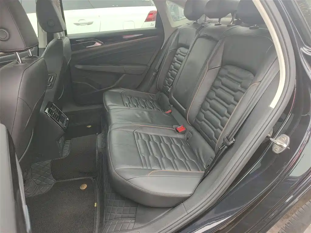 Passat 2019 330TSI Elite Edition National VI купить на сайте DeffCars
