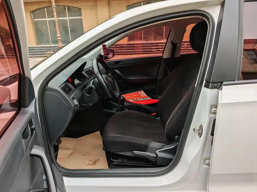 Santana 2021 1.5L Manual Fashion Edition купить на сайте DeffCars