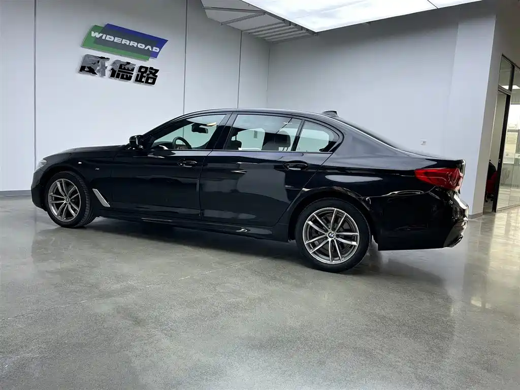 BMW 5 Series 2019 facelift 525Li M Sports Package купить на сайте DeffCars