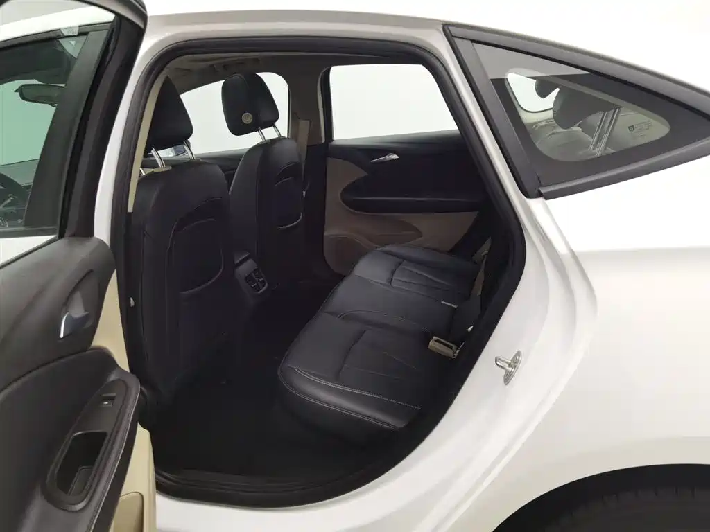 Weilan 2019 Sedan 15S Automatic Enterprising купить на сайте DeffCars