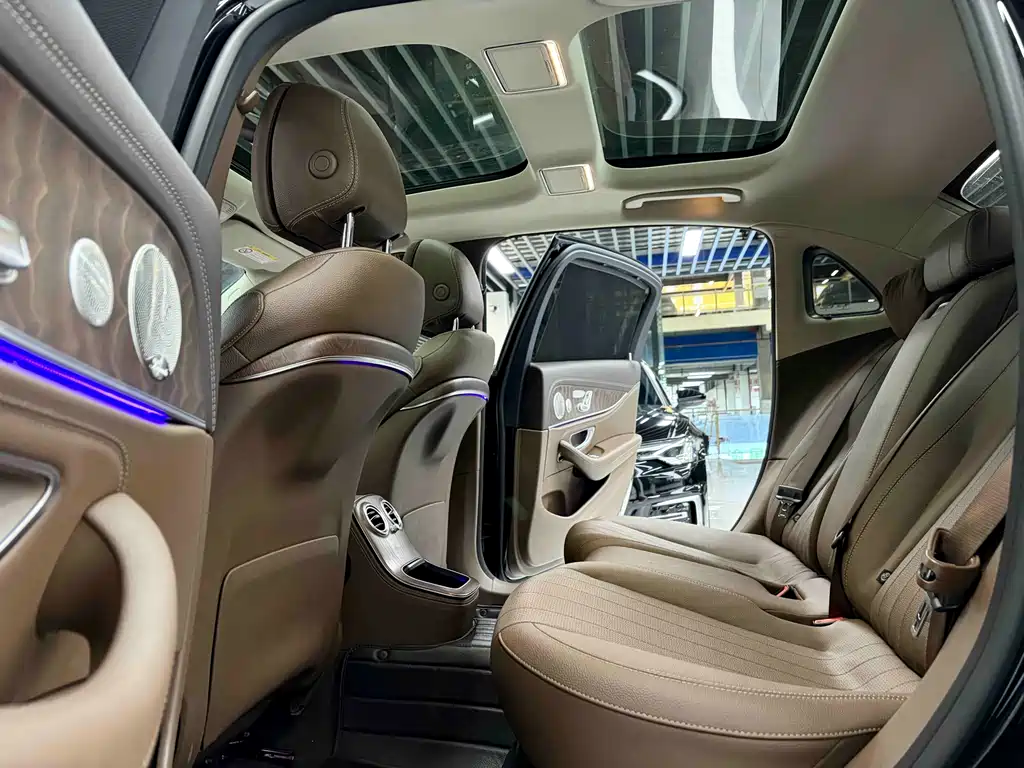 Mercedes-Benz E-Class 2023 E 300 L Luxury Model купить на сайте DeffCars