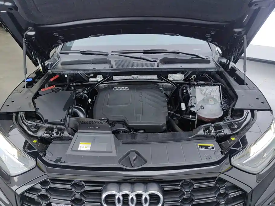 Audi Q5L 2024 45 TFSI luxury and dynamic model купить на сайте DeffCars