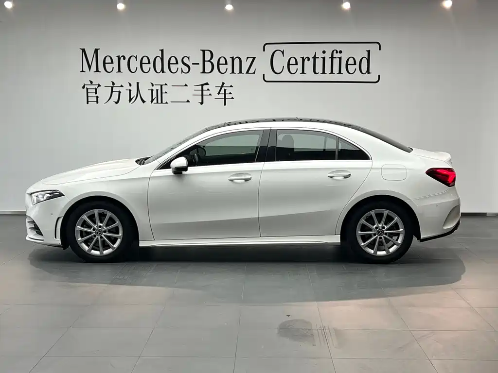 Mercedes-Benz A-Class 2020 A 200 L Sports Sedan купить на сайте DeffCars