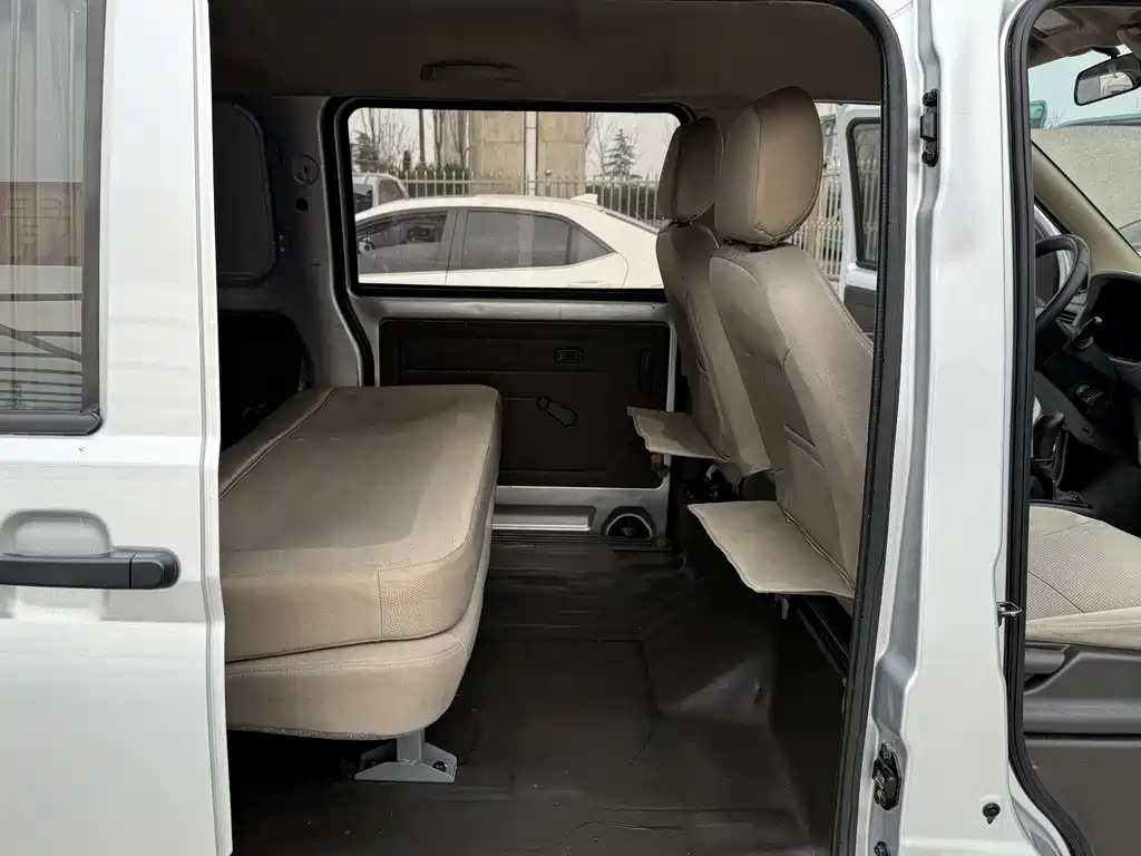 Wuling Rongguang S 2021 1.2L standard window-sealed car, air-conditioned version, 5-seat LSI купить на сайте DeffCars