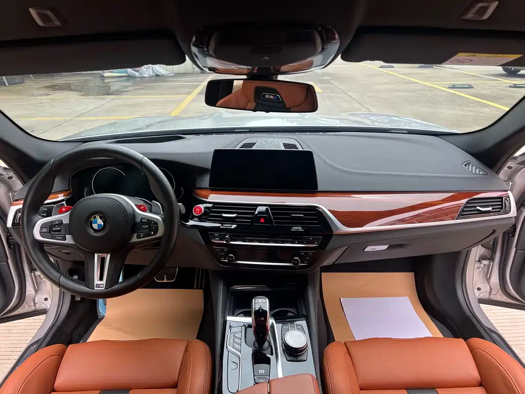BMW M5 2018 M5 купить на сайте DeffCars