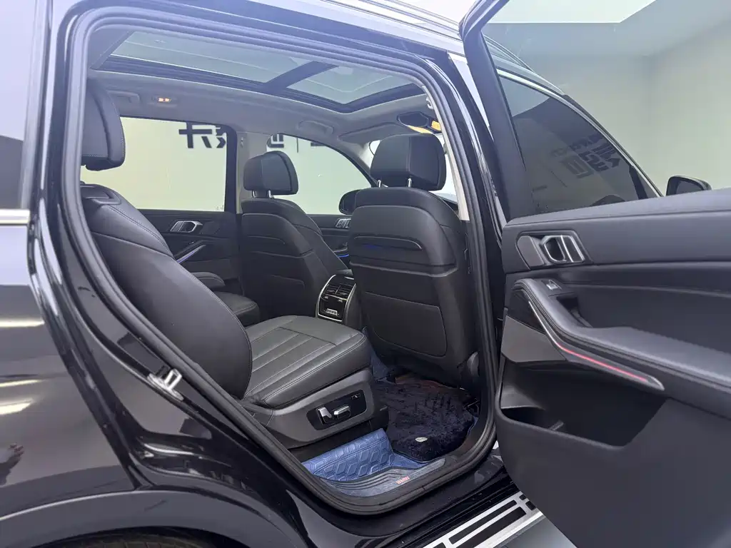 BMW X7 2019 xDrive40i Leading Luxury Package купить на сайте DeffCars