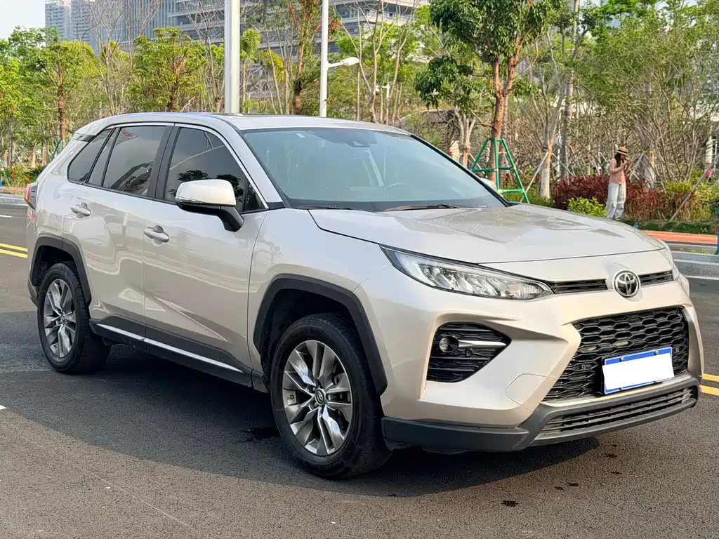 Wilanda 2022 2.0L CVT two-wheel drive luxury version купить на сайте DeffCars