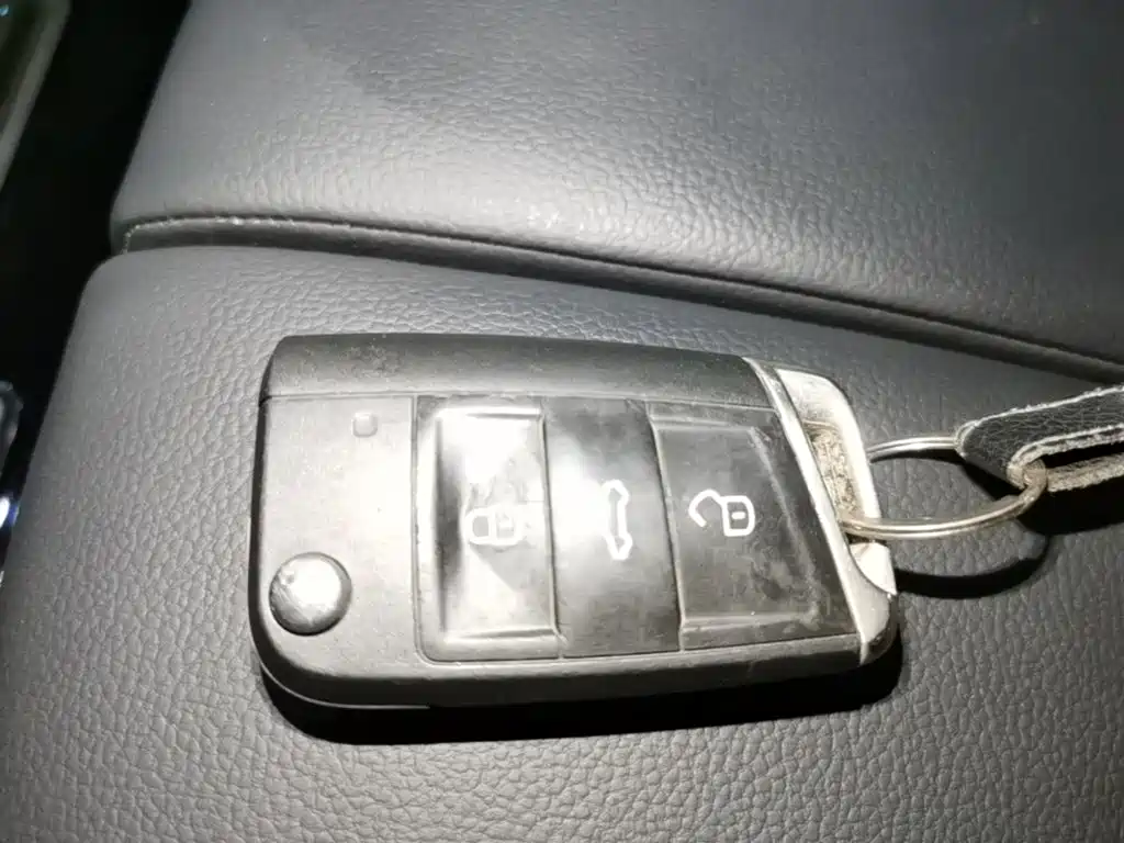 Touron 2020 330TSI 2WD Deluxe Edition National VI купить на сайте DeffCars