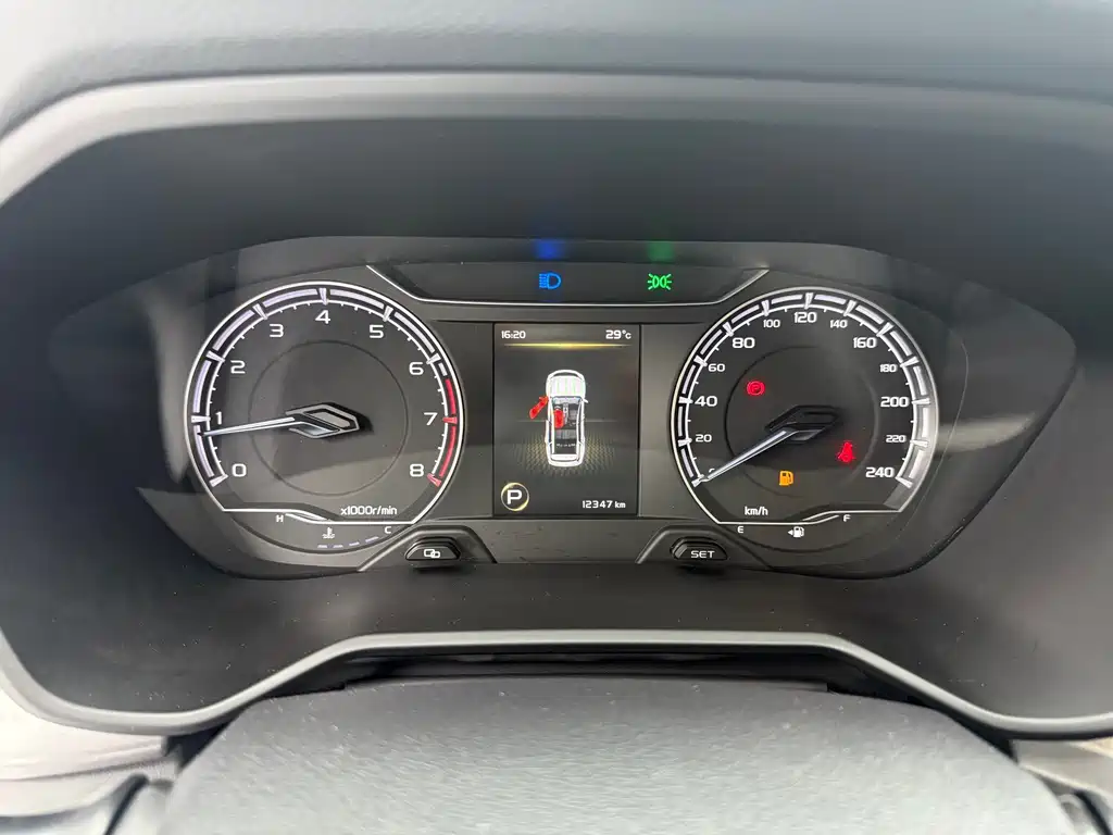 Vision X6 2021 PRO 1.4T Automatic Premium Model купить на сайте DeffCars