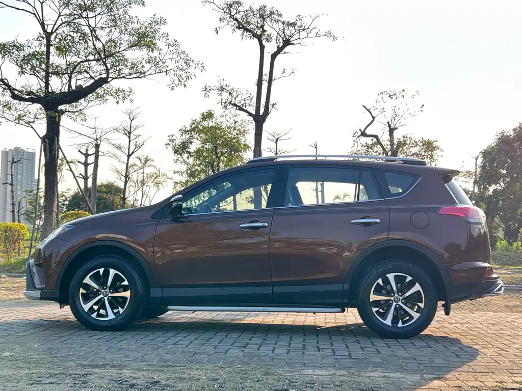 RAV4 Rongfang 2016 2.0L CVT two-wheel drive smart version, National V купить на сайте DeffCars