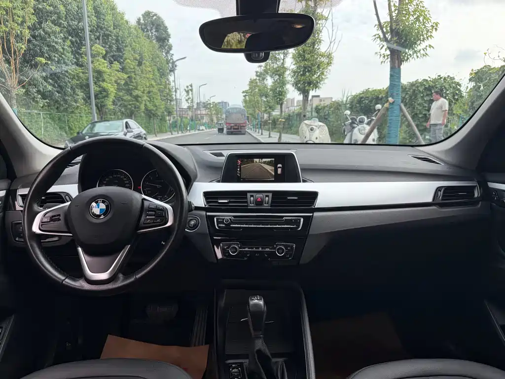 BMW X1 2018 sDrive18Li Fashion Model купить на сайте DeffCars